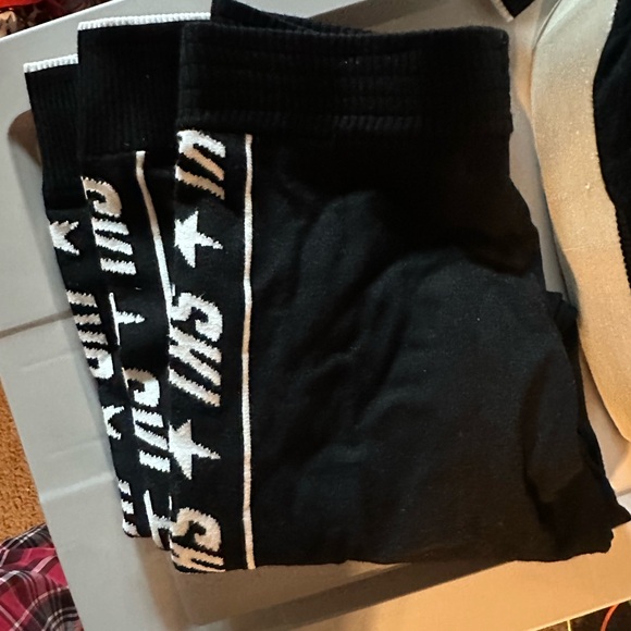 Threads of prvlg set - Picture 2 of 3